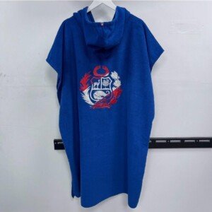 ESCUDO AZUL M/L ADULTO.