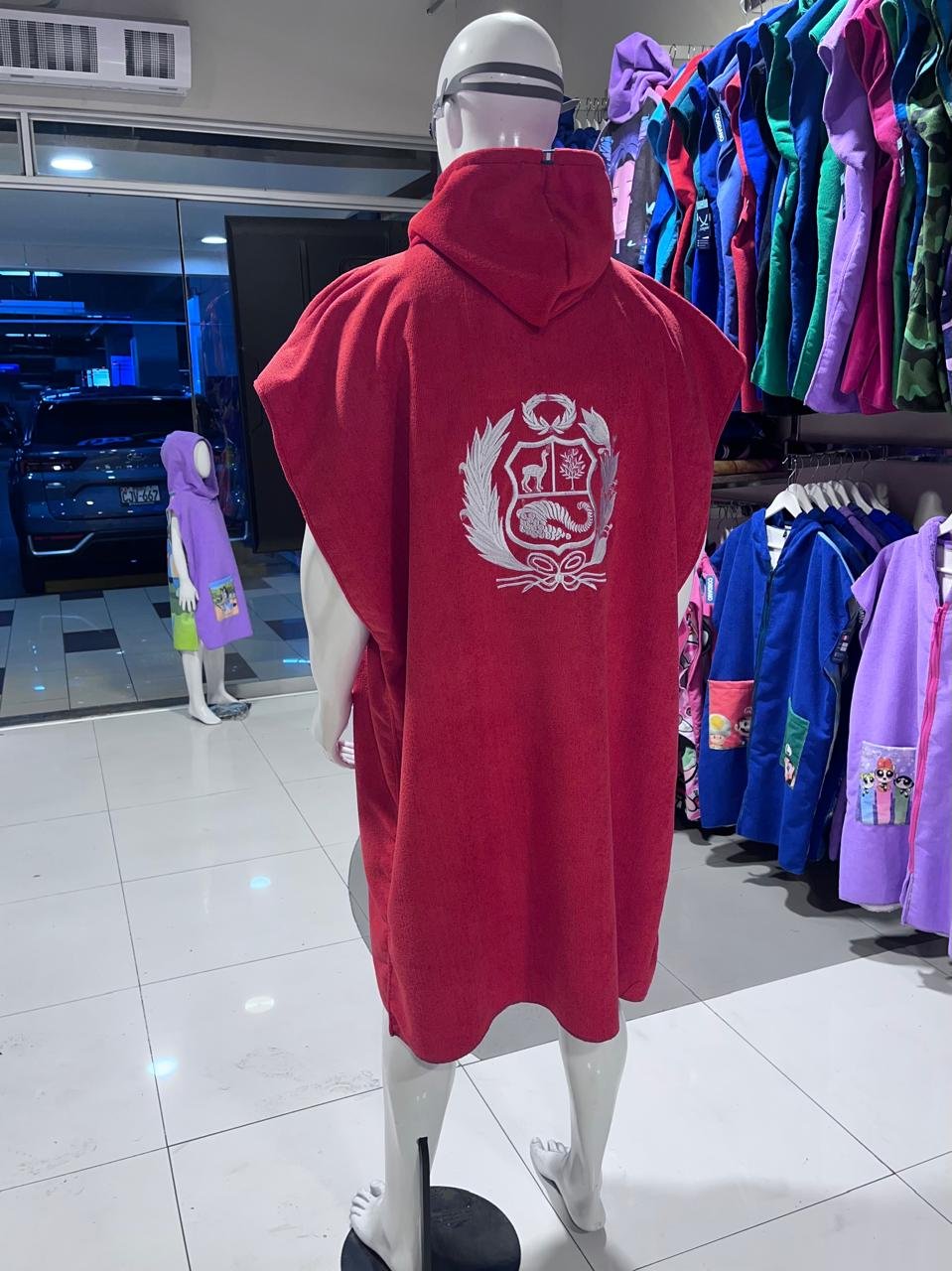 ESCUDO ROJO ADULTO ML UNISEX - Imagen 2